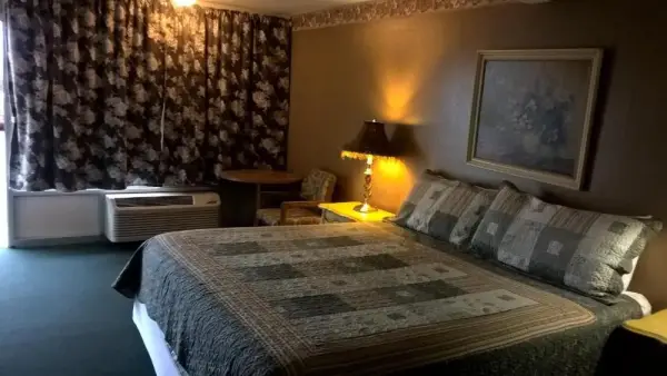 Dogwood Motel 6